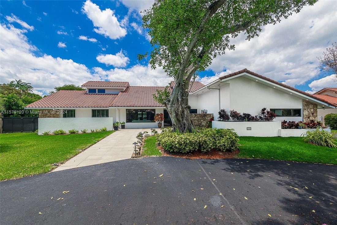 House in Miami, Florida, United States 2 - 16366432