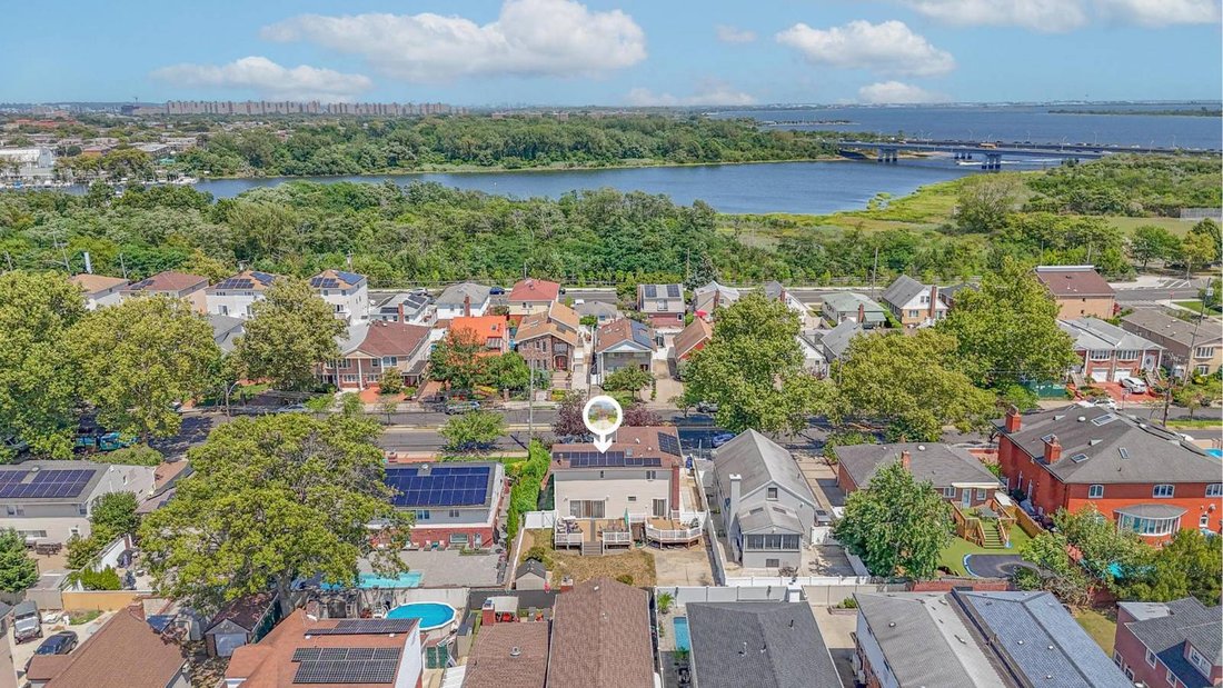 House in New York, New York, United States 5 - 16366443