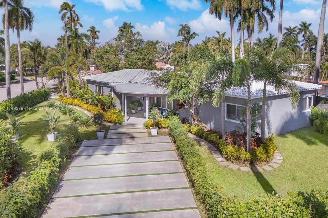 House in Hollywood, Florida, United States 1 - 16366639