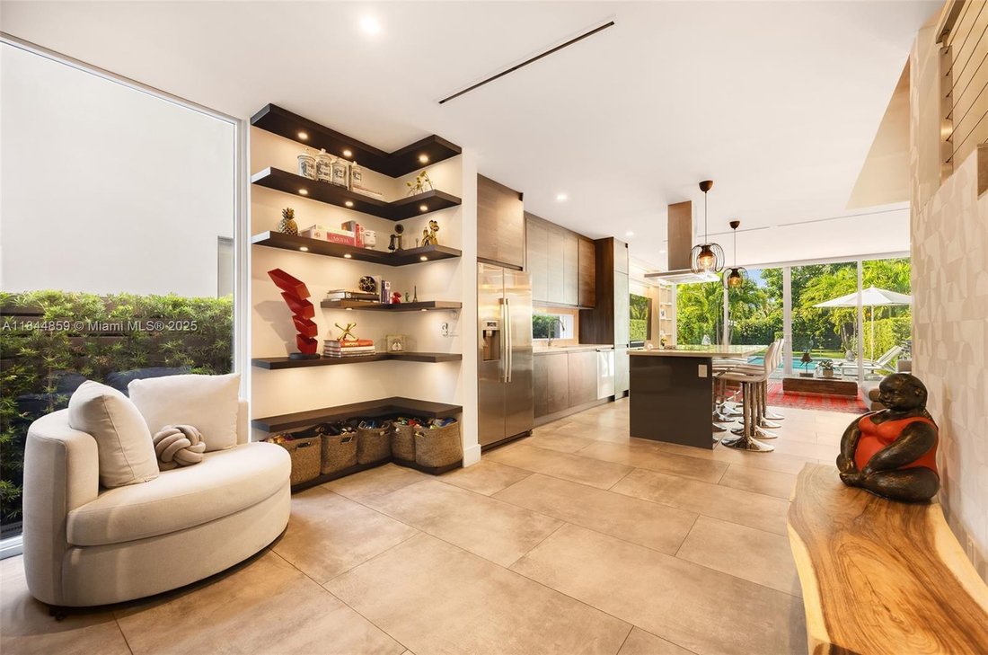 Townhouse in Miami, Florida, United States 5 - 16367885