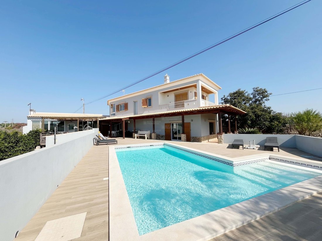 Villa in Silves, Algarve, Portugal 1 - 16370003
