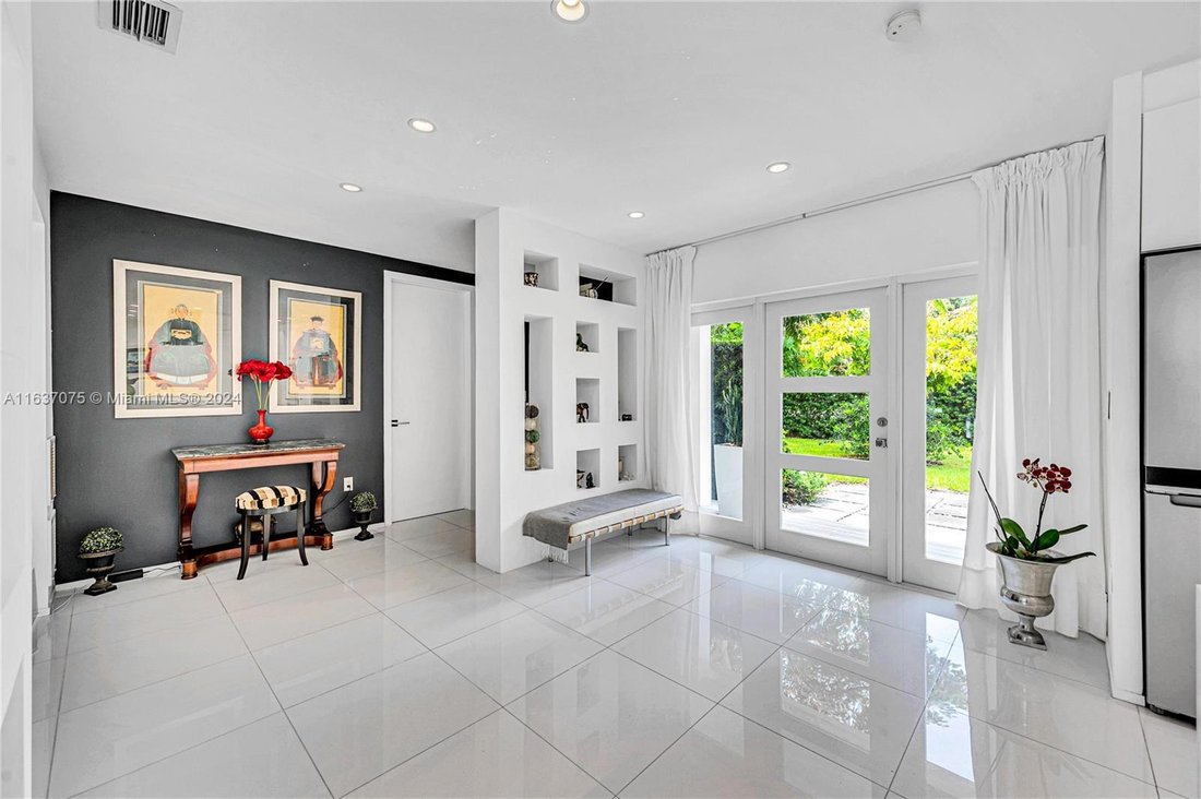 House in Miami, Florida, United States 4 - 16366292
