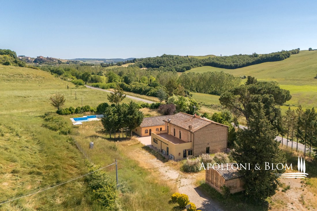 House in San Giovanni d'Asso, Tuscany, Italy 4 - 16372143