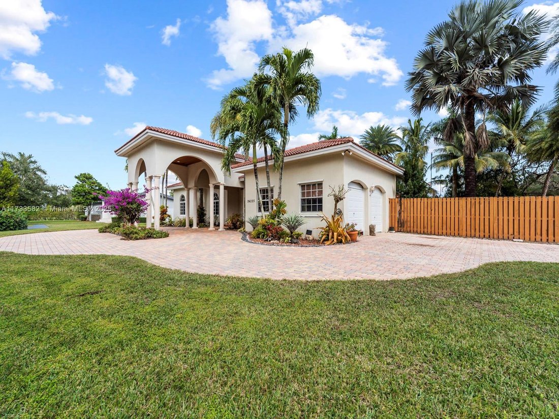 House in Homestead, Florida, United States 3 - 16367957