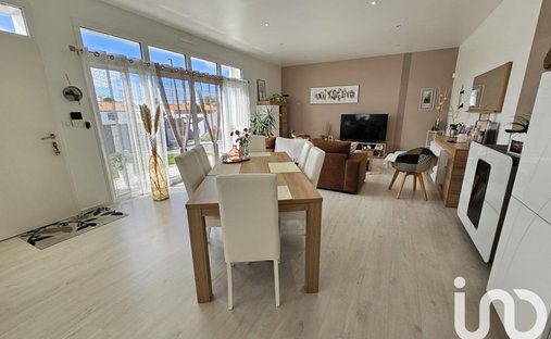 Castle for Sale in Challans, Pays de la Loire, France