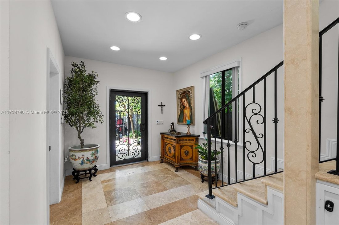 Townhouse in Miami, Florida, United States 3 - 16366744