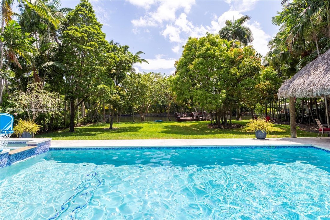 House in Miami, Florida, United States 1 - 16367012