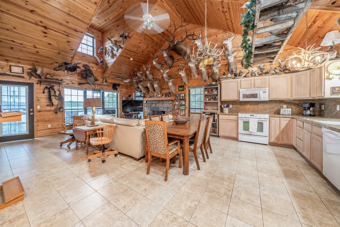 House in Havana, Kansas, United States 5 - 16366447