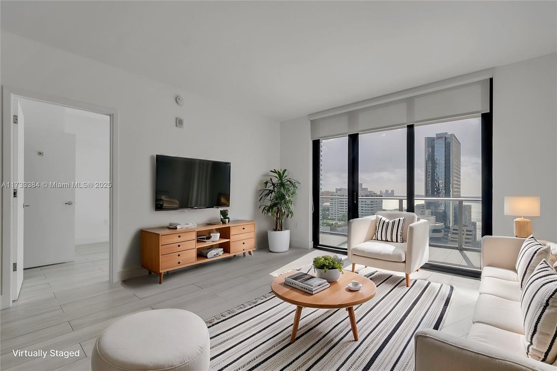 Condo in Miami, Florida, United States 1 - 16366229
