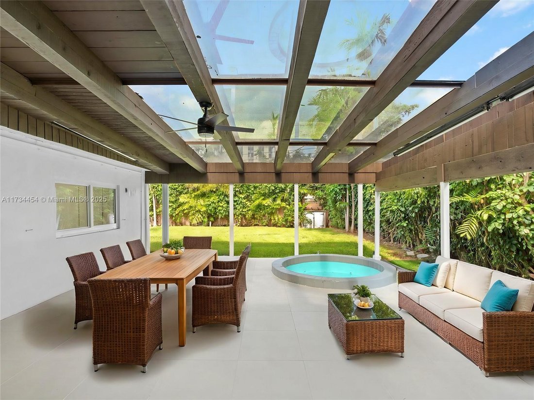 House in North Miami Beach, Florida, United States 5 - 16366959
