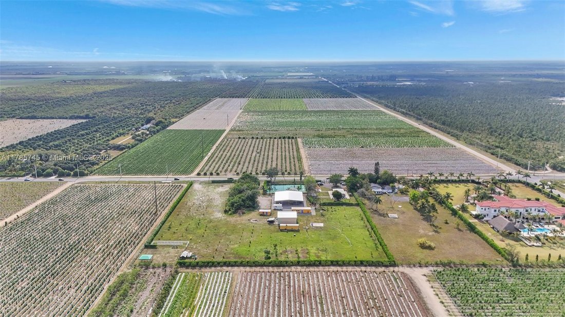 House in Homestead, Florida, United States 4 - 16367893