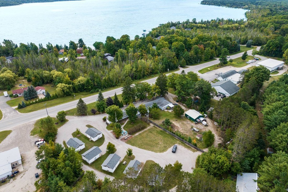 Farm Ranch in Eastport, Michigan, United States 5 - 16367232