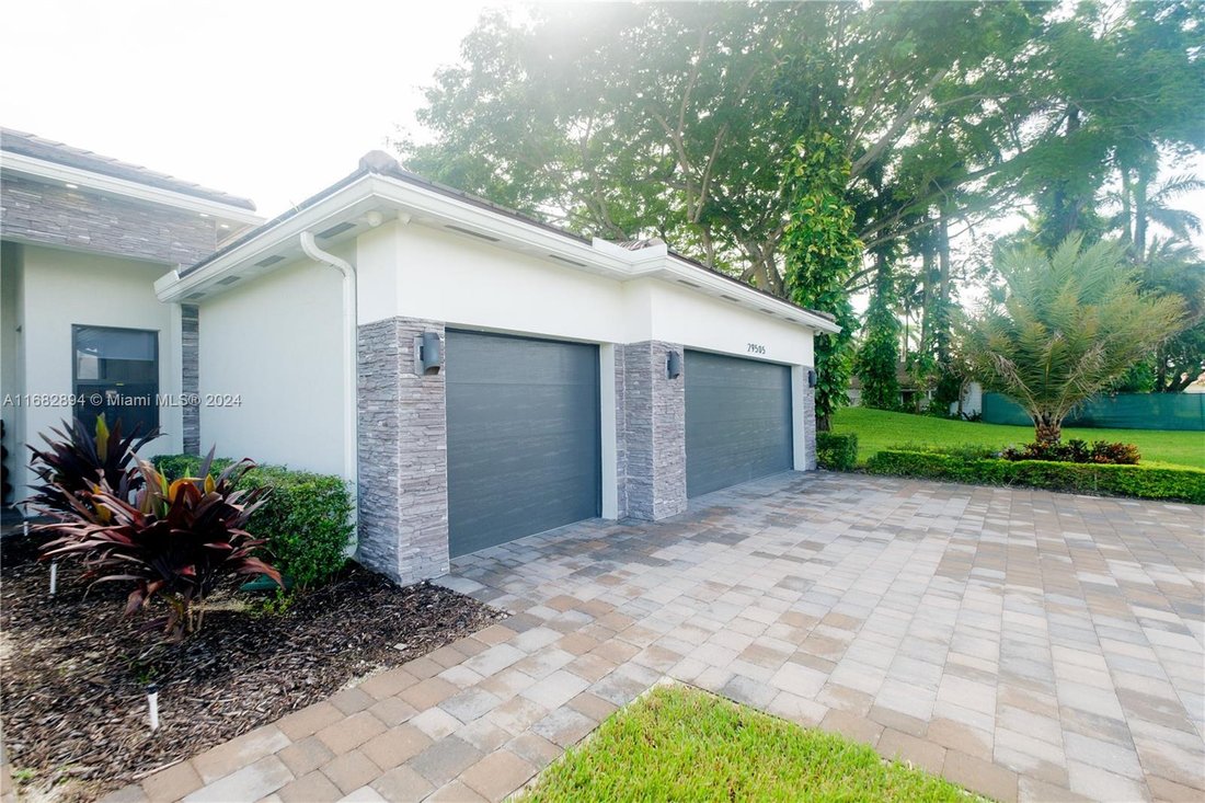 House in Homestead, Florida, United States 3 - 16367657