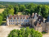 Château Avallon 1500.0 Sqm 25 Bedrooms - 2