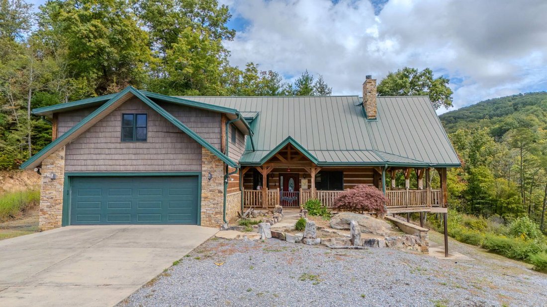 Hartford, Tennessee, United States 1 - 16367783