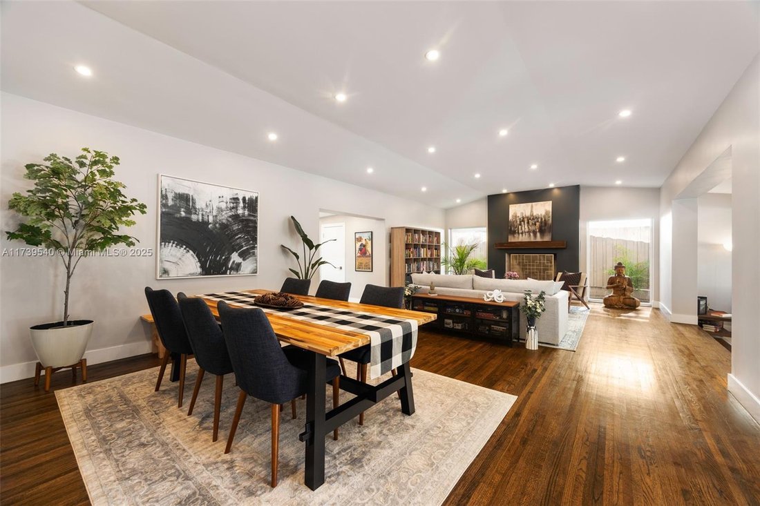 House in Miami, Florida, United States 4 - 16367637