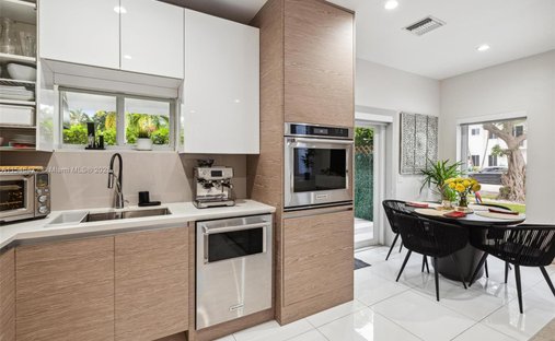 Casa en Aventura, Florida, Estados Unidos 1