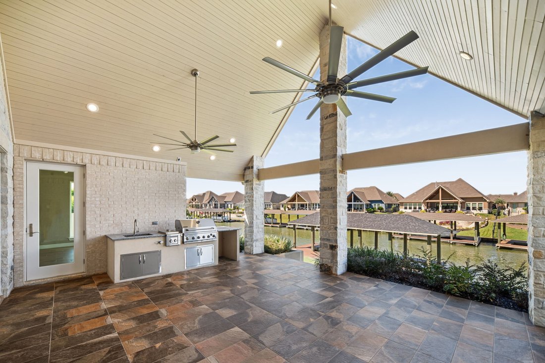 House in Kemah, Texas, United States 4 - 16368475
