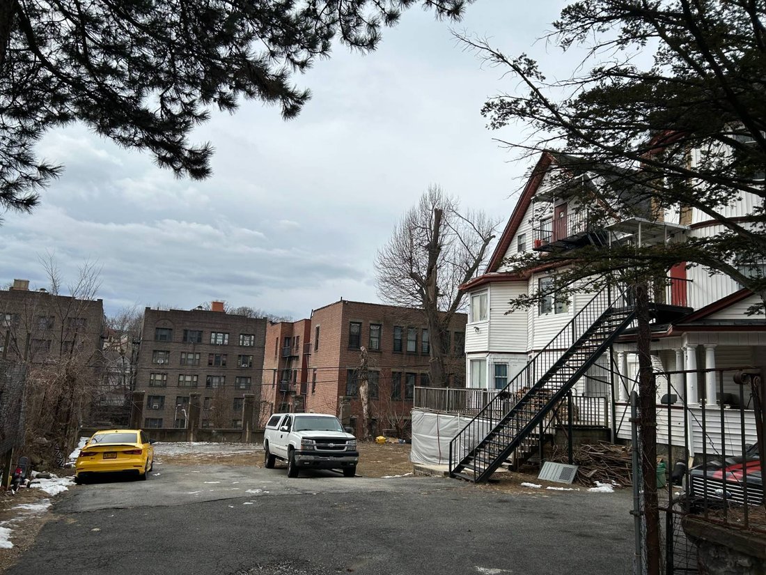 Apartamento en Yonkers, Nueva York, Estados Unidos 4 - 16367260