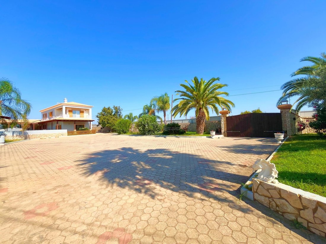 Villa in Silves, Algarve, Portugal 2 - 16370003