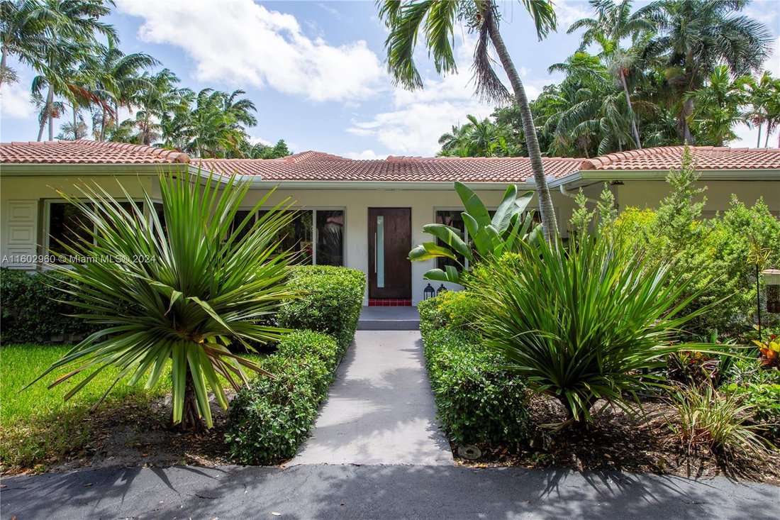 House in Miami, Florida, United States 3 - 16367012