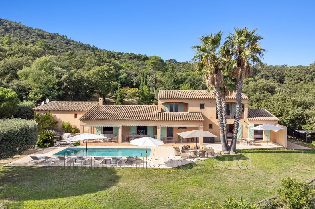 Villa in La Garde-Freinet, Provence-Alpes-Côte d'Azur, France 1 - 16372333