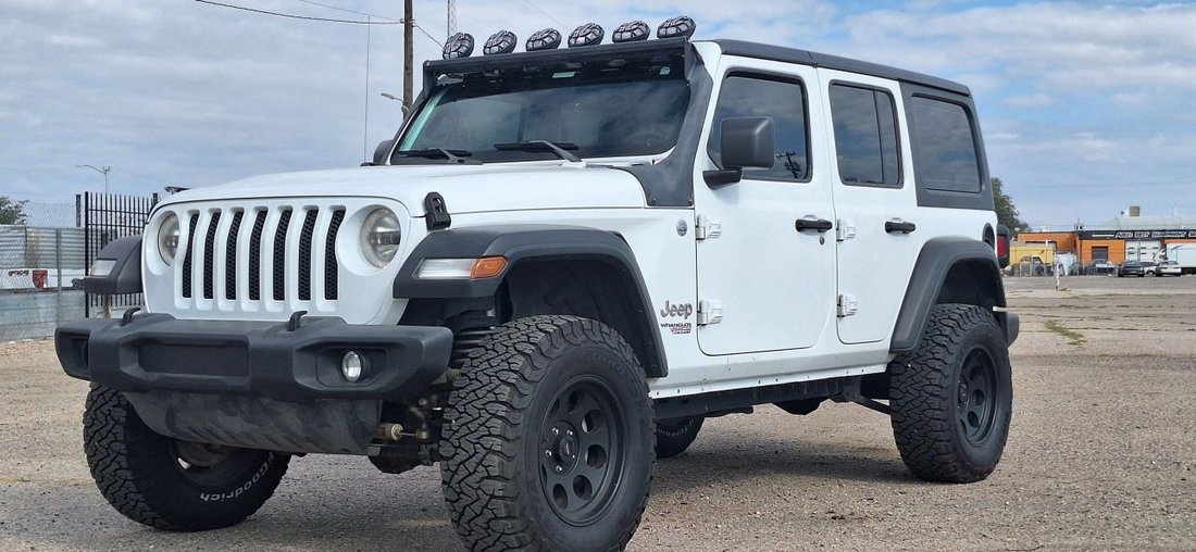 Suv in Albuquerque, NM, United States 1 - 16382144