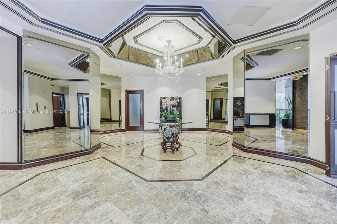 Condo in Miami, Florida, United States 1 - 16367935