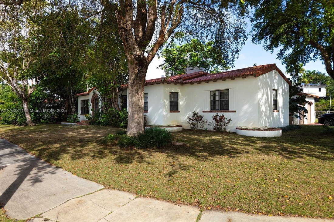 House in Miami, Florida, United States 4 - 16367695