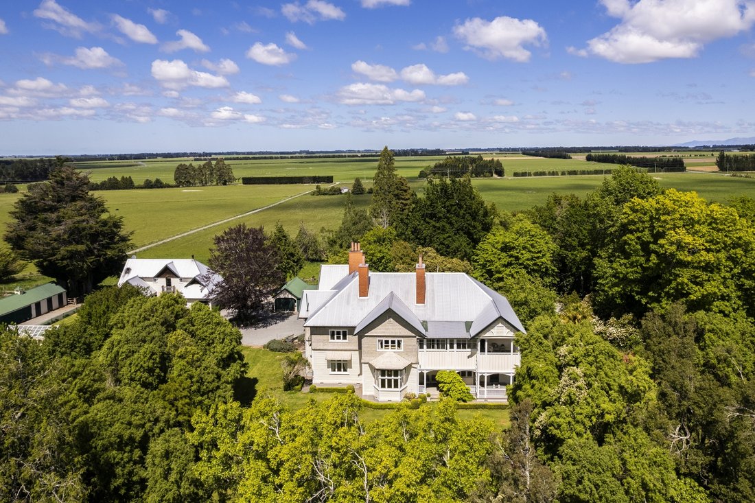 Estate in Hororata, Canterbury, New Zealand 2 - 16390371