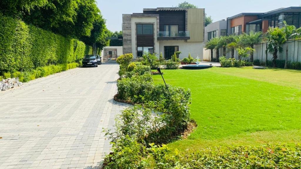 Estate in New Delhi, Delhi, India 1 - 16390930