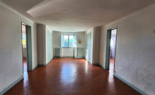 Sumptuous Castle Park Over One Hectare