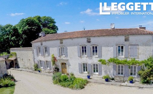 House in Surgères, Nouvelle-Aquitaine, France 1