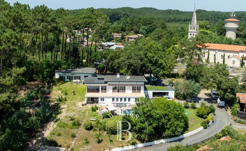 House in Seignosse, Nouvelle-Aquitaine, France 1