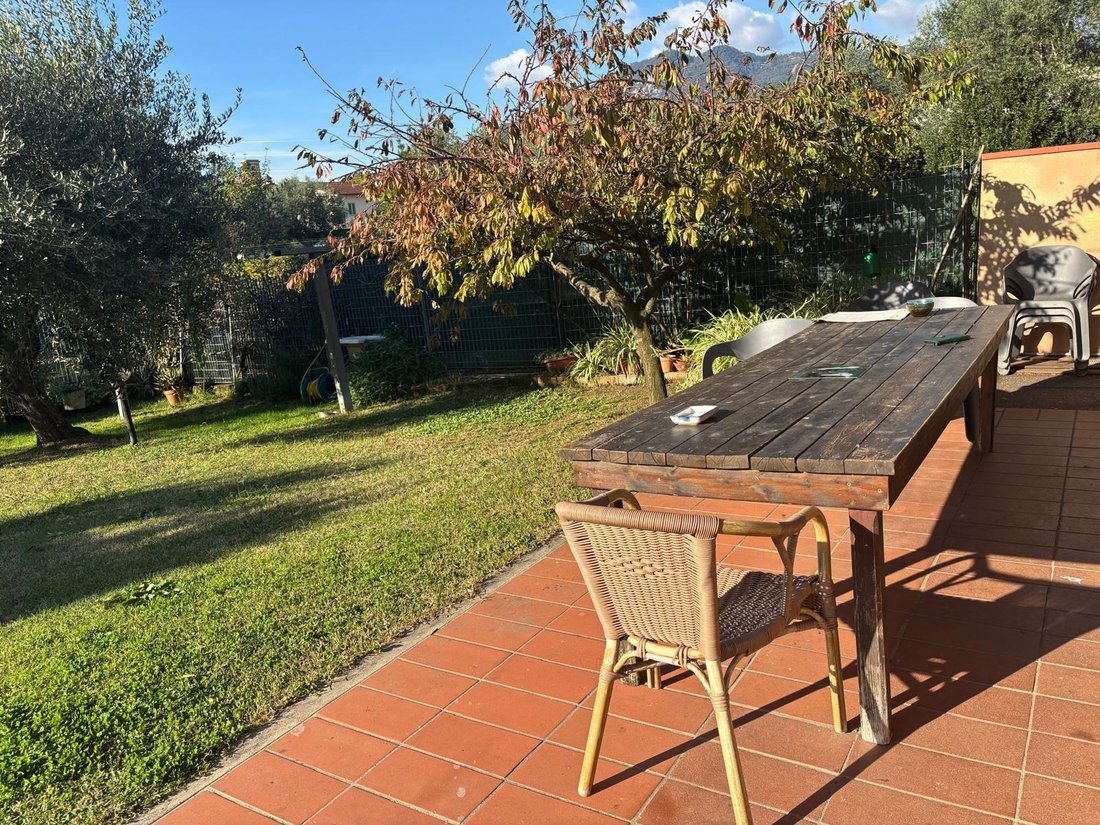 Villa in Center, Massa, Italy 2 - 16387587