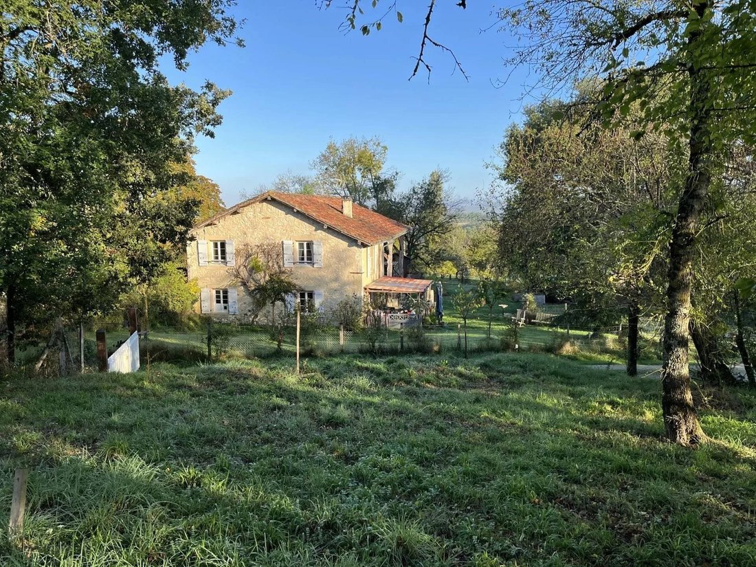 House in Castera-Verduzan, Occitania, France 1 - 16390854