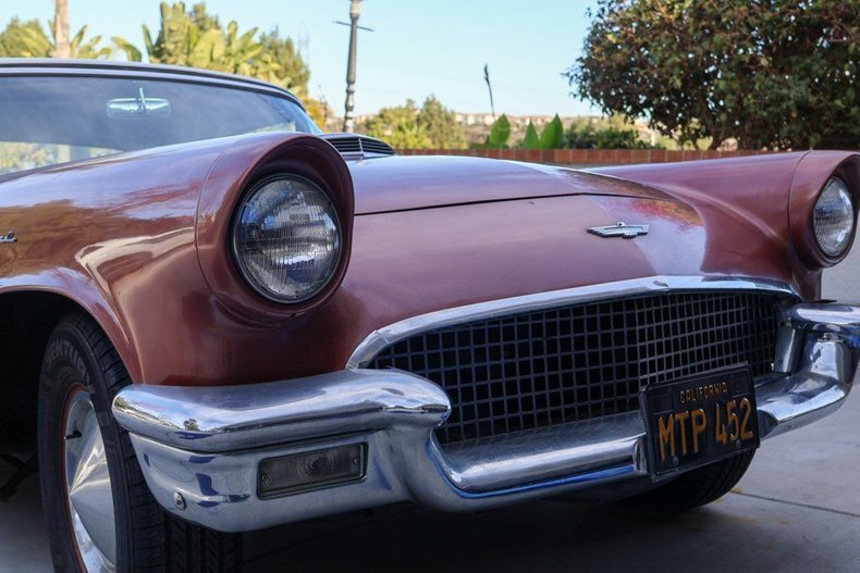 Cabriolet in Glendale, United States 2 - 16388306