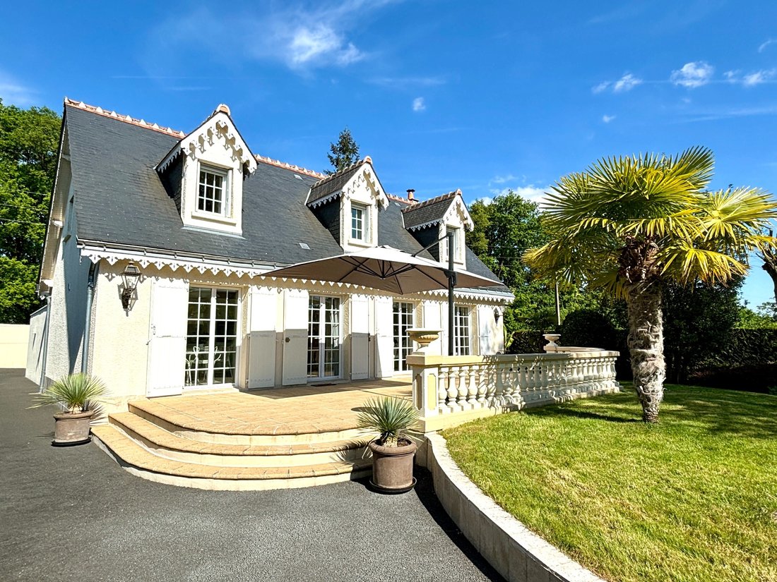 House in Saint-Roch, Centre-Val de Loire, France 2 - 16390192