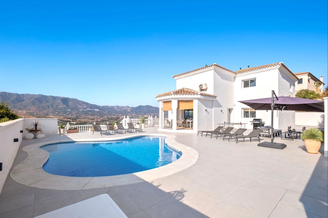 Villa in La Cala de Mijas, Mijas, Spain 1 - 16390862
