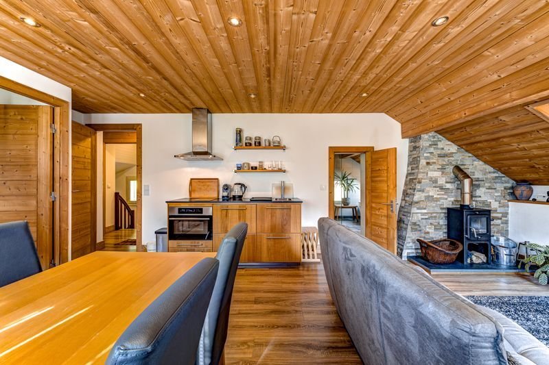 Chalet in Morzine, Auvergne-Rhône-Alpes, France 2 - 16387774