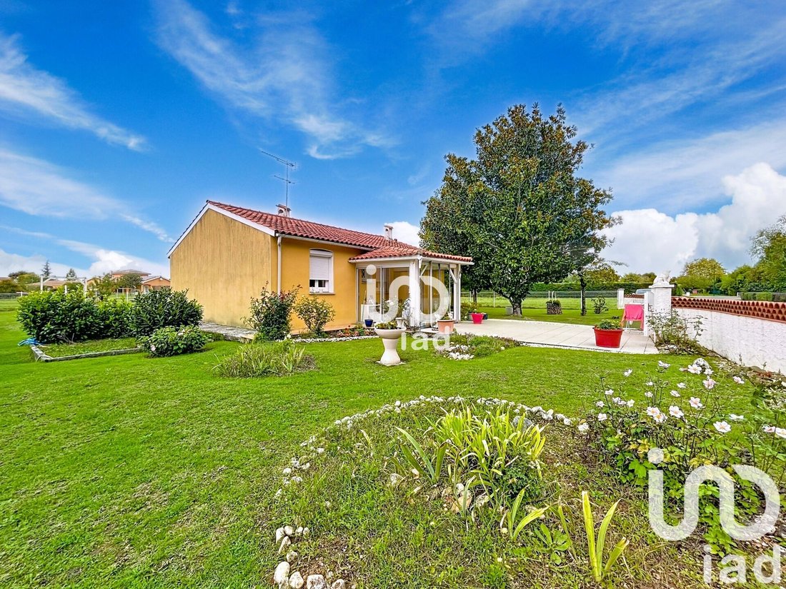 House in Cayrac, Occitania, France 3 - 16389946