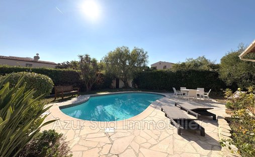 Villa in Les Groules-Les Breguieres, Antibes, France 1
