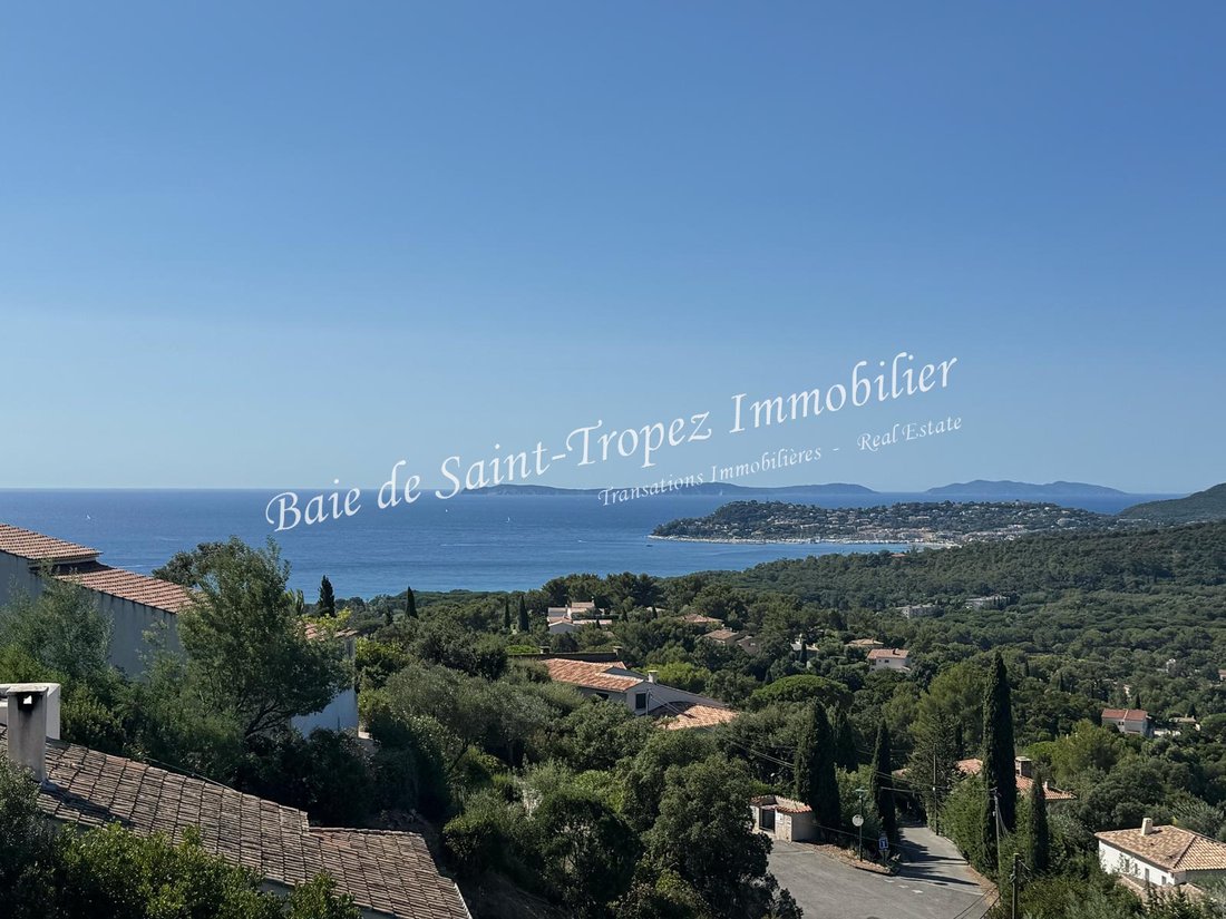 Villa in La Croix-Valmer, Provence-Alpes-Côte d'Azur, France 1 - 16387686