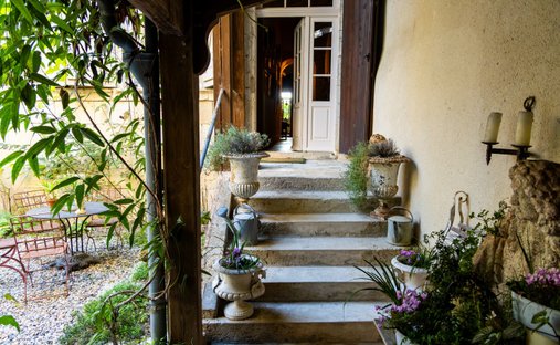 Castle for Sale in Lectoure, Occitanie, France
