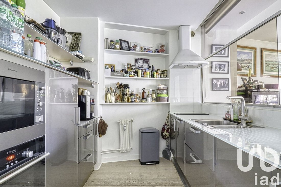 Apartment in Saint James-Général Koenig, Neuilly-sur-Seine, France 4 - 16389964