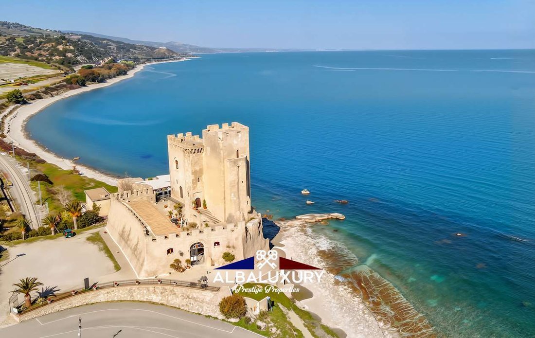 Château à Roseto Capo Spulico, Calabre, Italie 2 - 15347546