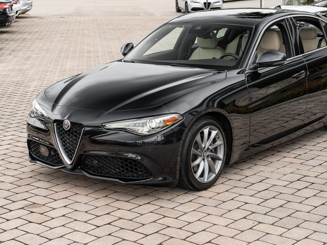Sedan in Naples, FL 5 - 16203229