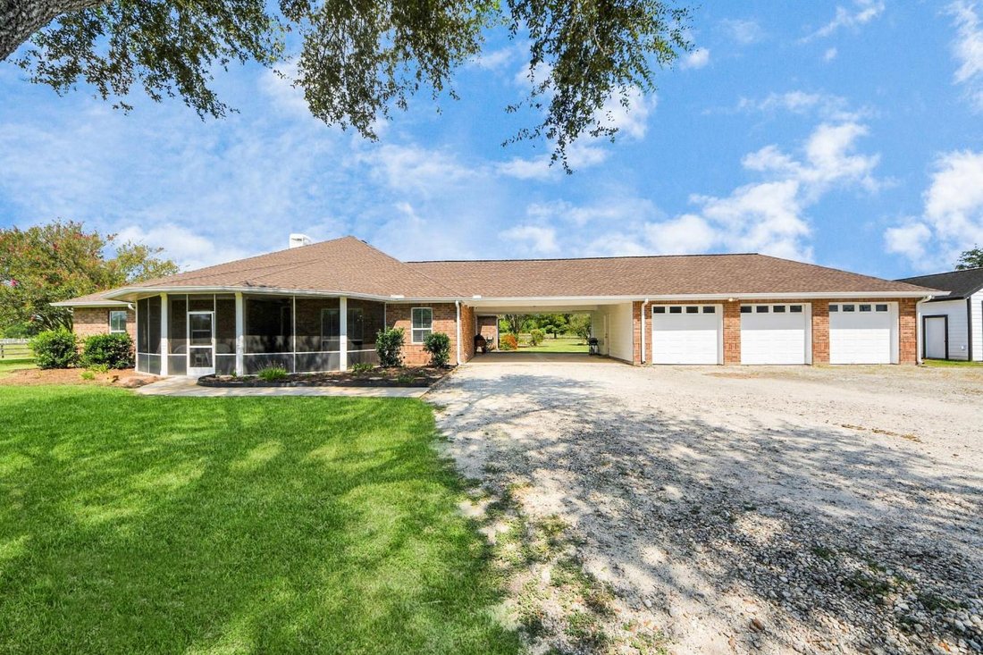 House in Rosharon, Texas, United States 4 - 16388427