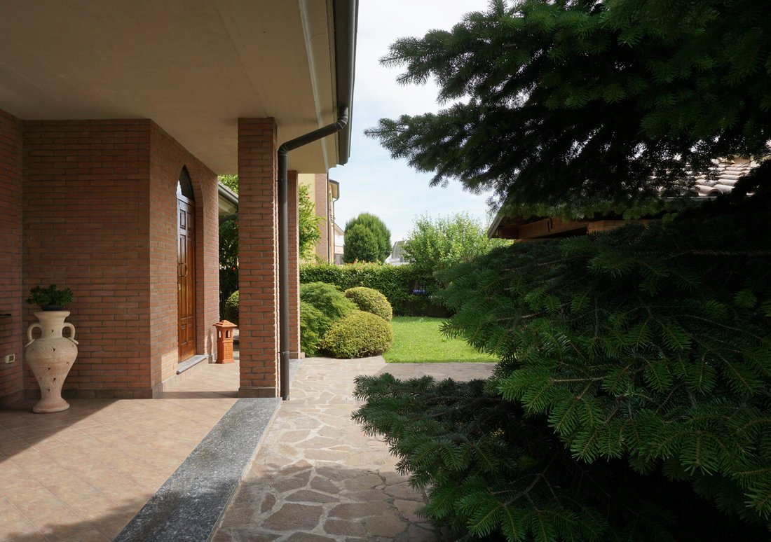 Villa in Colorno, Emilia-Romagna, Italy 1 - 14440893