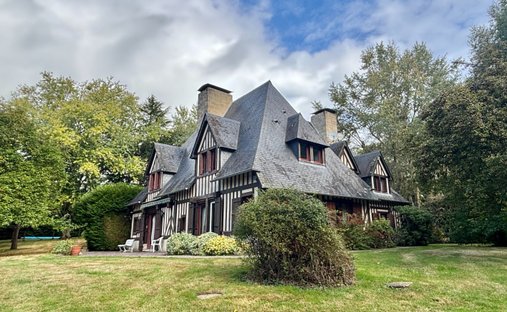 House in Englesqueville-en-Auge, Normandy, France 1